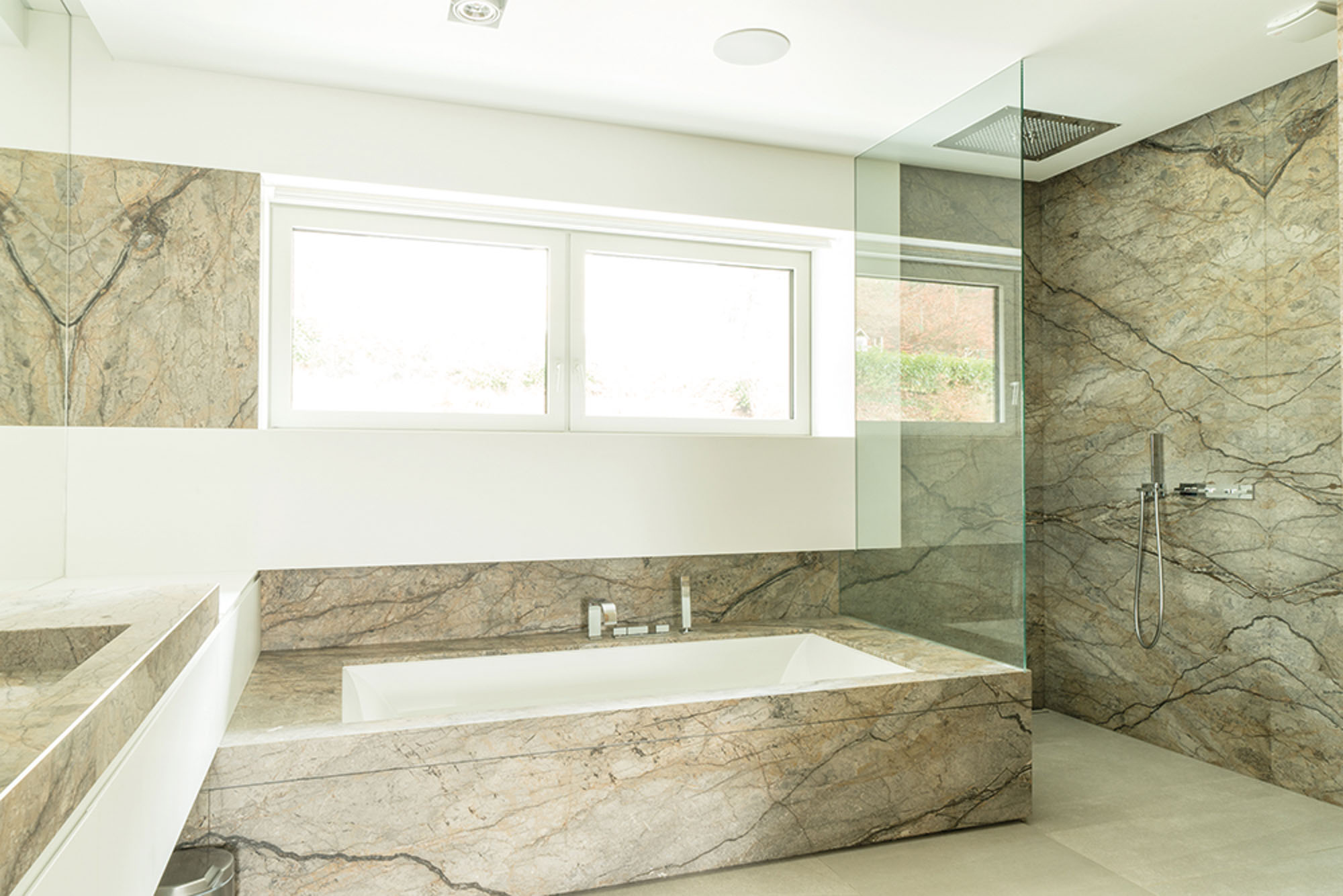 Salle-de-bain-Anthony_Cognaux-The-Minerallist